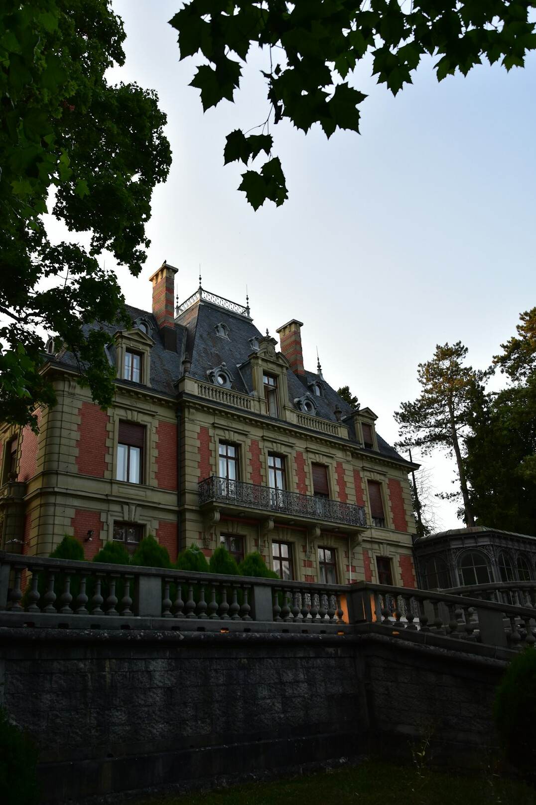 swiss government building
